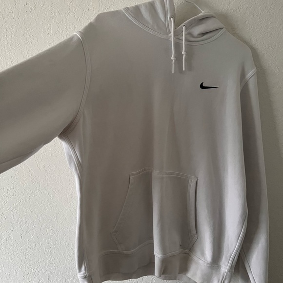 Nike Sweatshirt - Picture 1 of 3